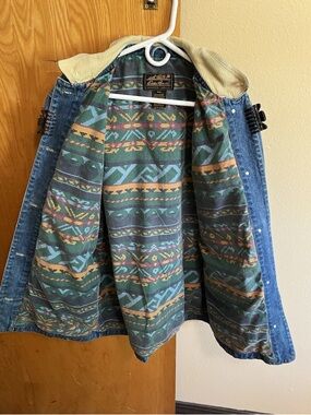 Eddie Bauer Denim Chore Jacket Men M Corduroy Collar Aztec  Lined Vintage 90s